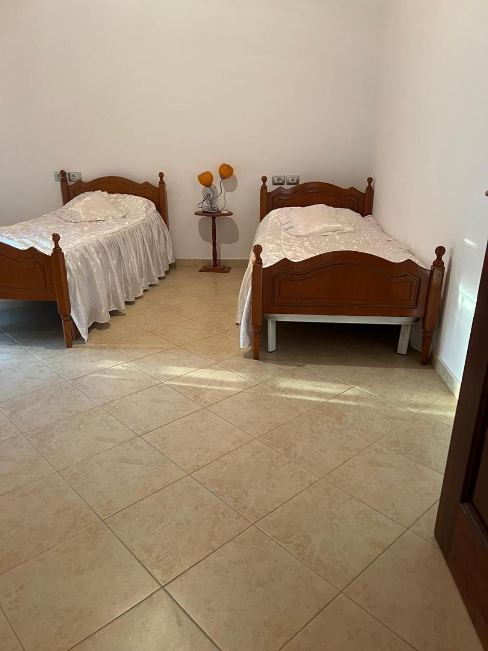 Hotel Nori House à Vlorë Extérieur photo