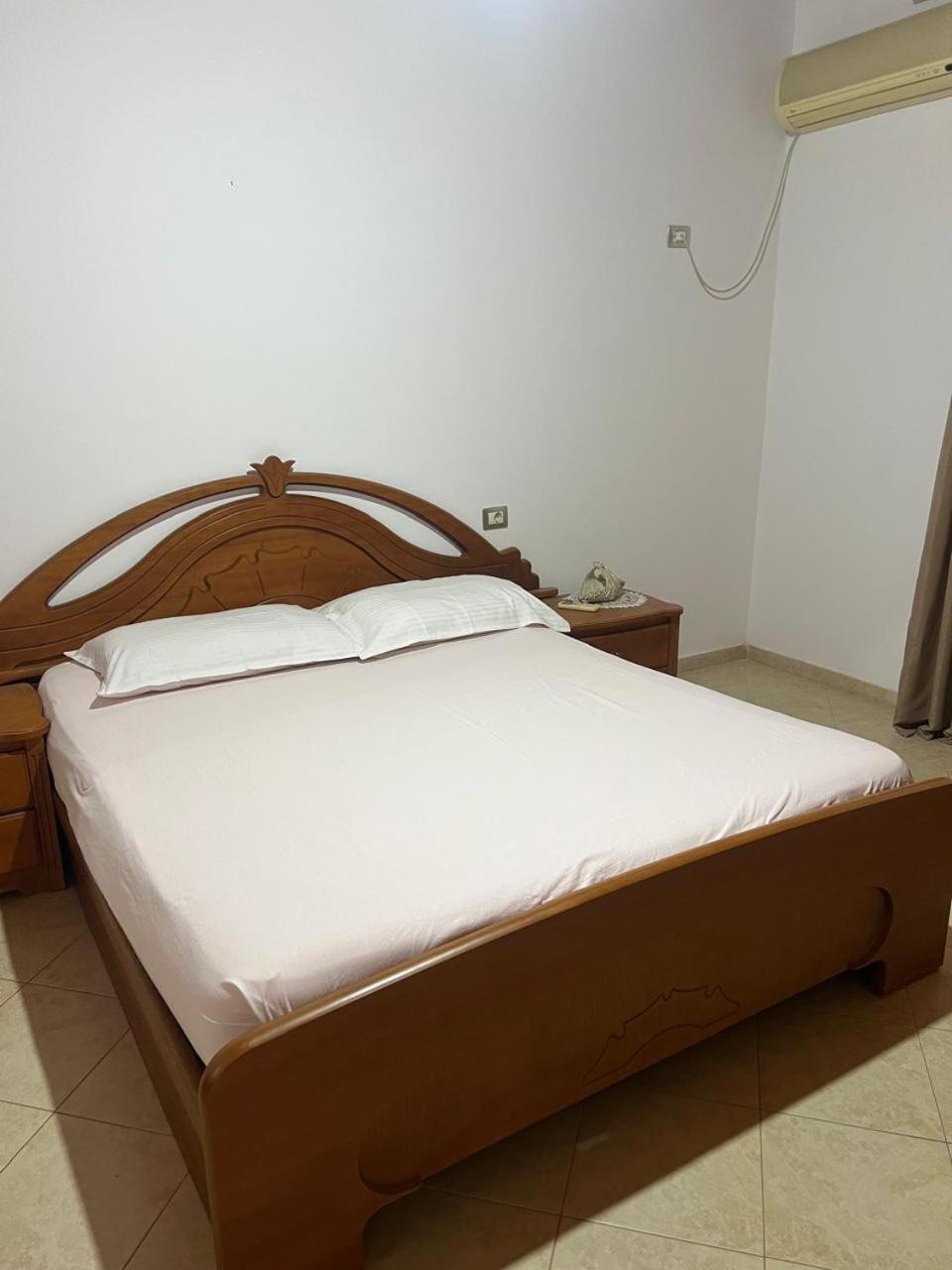 Hotel Nori House à Vlorë Extérieur photo