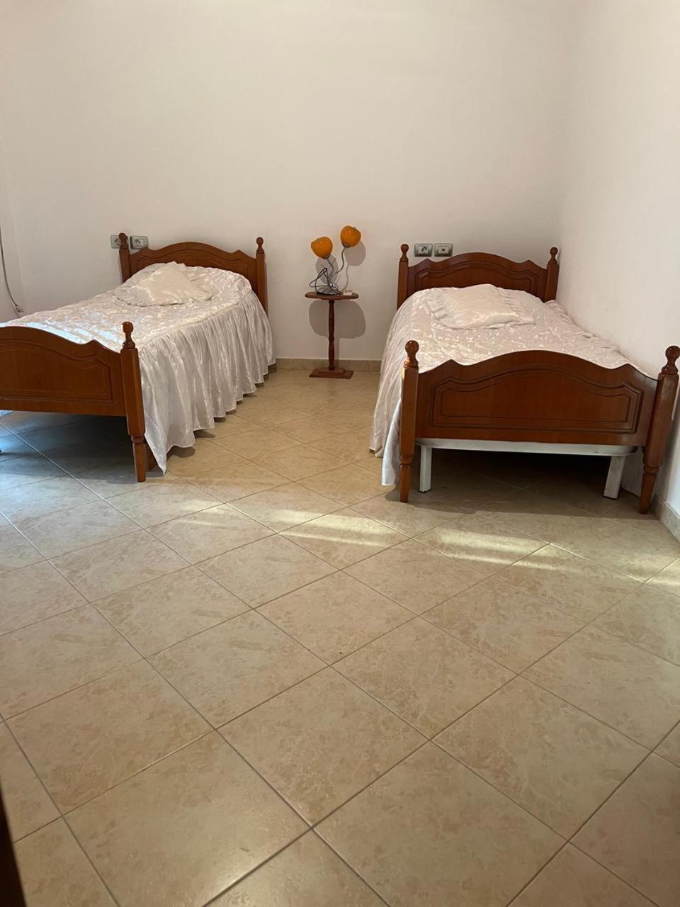 Hotel Nori House à Vlorë Extérieur photo